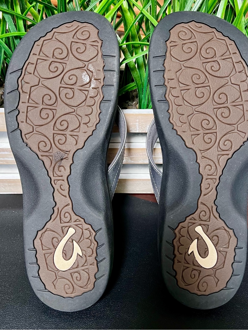 OLUKAI Ohana Water-Resistant Women’s Sandals - Picture 4 of 8